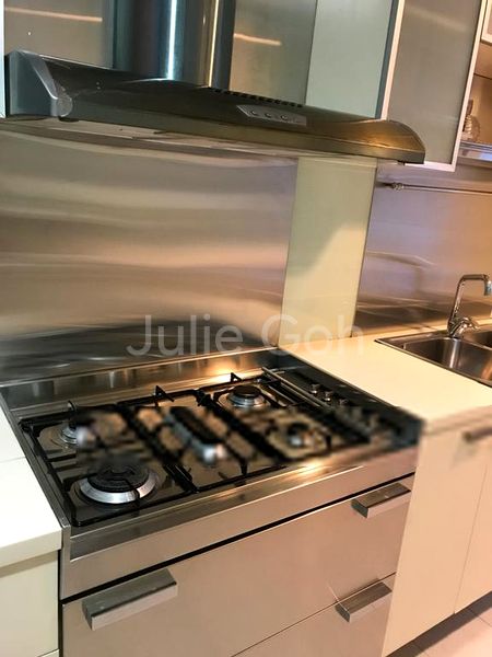 2 Bed Apartment (Condo) for Rent in  Novena Suites - Image 6